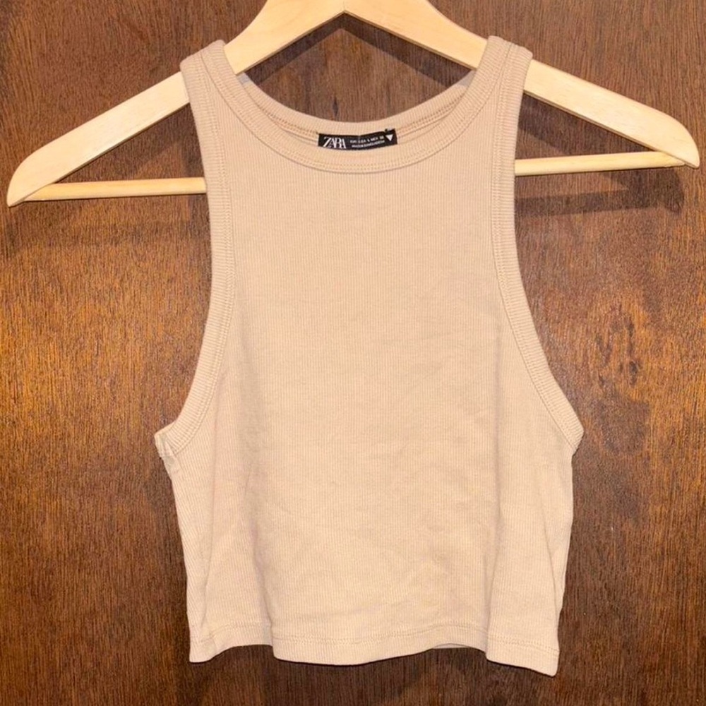 Zara Cream Colored Cropped Tank Top Size Large